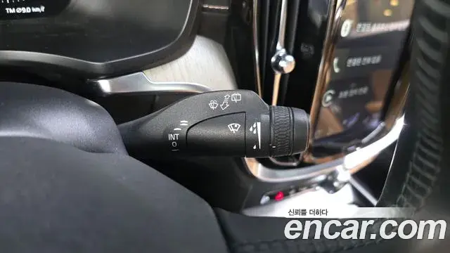 Volvo V60 Cross Country 2019 — ფოტო 3/34