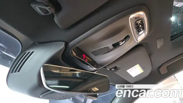 Volvo V60 Cross Country 2019 — ფოტო 8/34