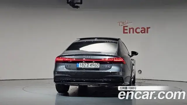Audi A7 2024 — Şəkil 25/38