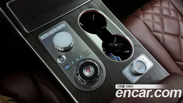Genesis GV80 2024 — Photo 10/20