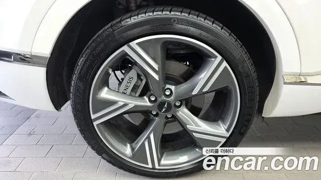 Genesis GV80 2024 — Photo 7/20