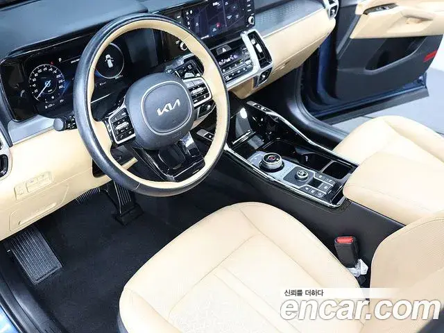 Kia Sorento 2022 — Фото 15/20