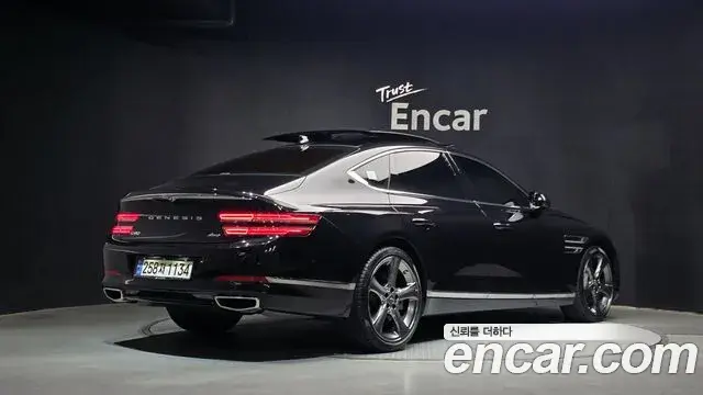 Genesis G80 2021 — Photo 14/34