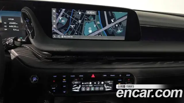 Genesis G90 2025 — Photo 20/33