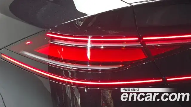 Genesis G90 2025 — Photo 10/33
