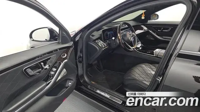 Mercedes-Benz S-Class 2021 — Фото 10/20
