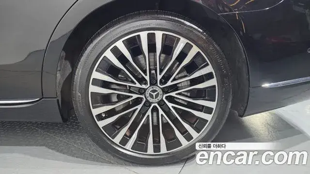 Mercedes-Benz S-Class 2021 — Şəkil 20/33