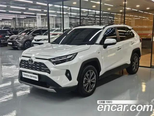 Toyota RAV4 2025 — Photo 4/18