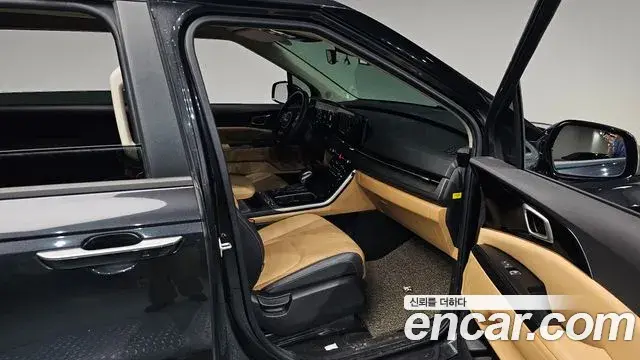 Kia Carnival 2022 — Фото 11/20