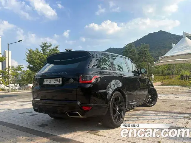 Land Rover Range Rover Sport 2018 — Şəkil 11/20