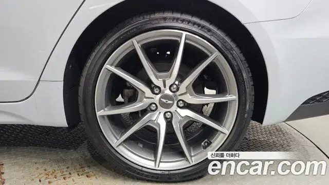 Genesis G70 2022 — ფოტო 21/31