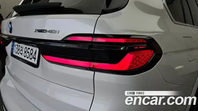 BMW X7 2024 — Şəkil 31/36