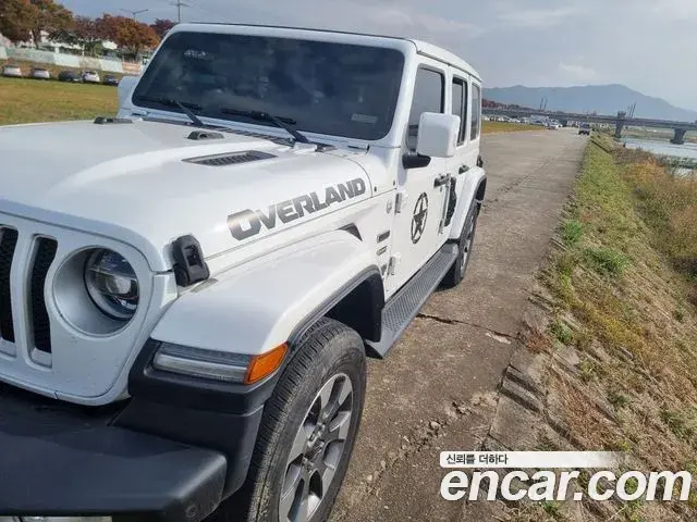 Jeep Wrangler 2021 — Şəkil 3/7