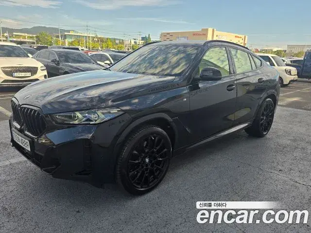 BMW X6 2023 — Фото 10/19
