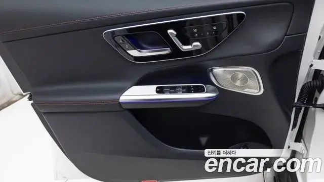 Mercedes-Benz GLC-Class 2025 — Фото 15/20