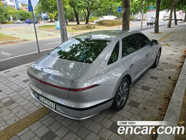 Hyundai Grandeur 2023 — Фото 2/18