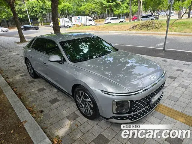 Hyundai Grandeur 2023 — Фото 3/18