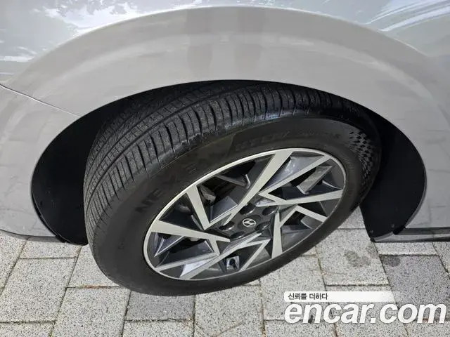 Hyundai Grandeur 2023 — Фото 6/18