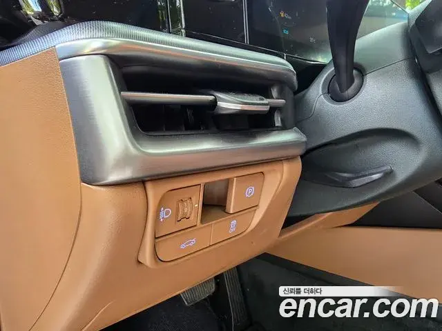 Hyundai Grandeur 2023 — Фото 14/18
