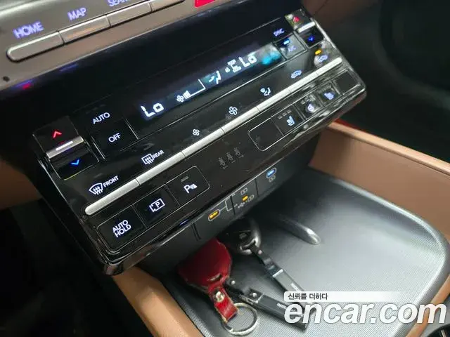 Hyundai Grandeur 2023 — Фото 15/18