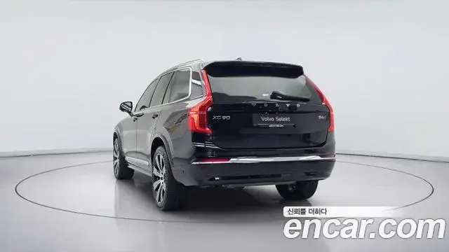 Volvo XC90 2024 — Photo 12/19