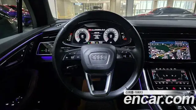 Audi Q7 2023 — Фото 13/19