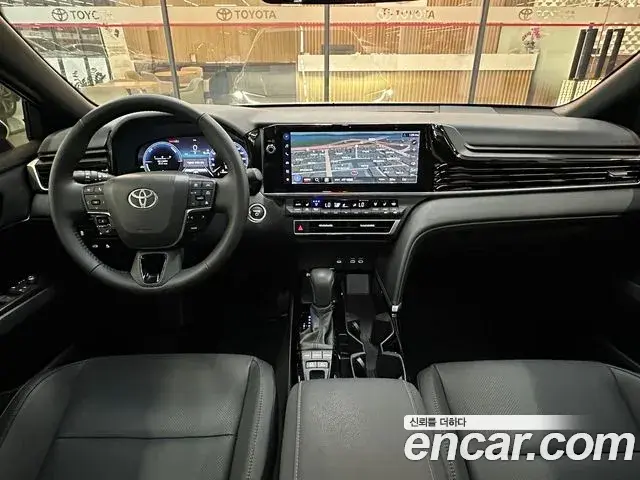 Toyota Camry 2025 — Şəkil 16/19