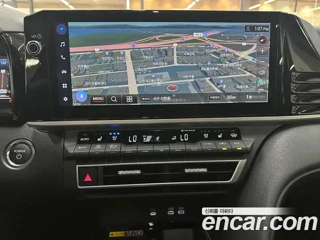 Toyota Camry 2025 — Şəkil 9/19