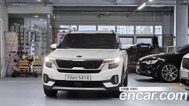 Kia Seltos 2020 — Фото 9/20