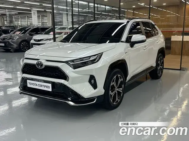 Toyota RAV4 2025 — Photo 2/19