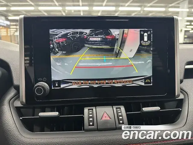 Toyota RAV4 2025 — Photo 15/19