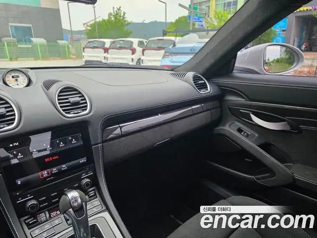 Porsche 718 Cayman 2022 — Şəkil 10/14