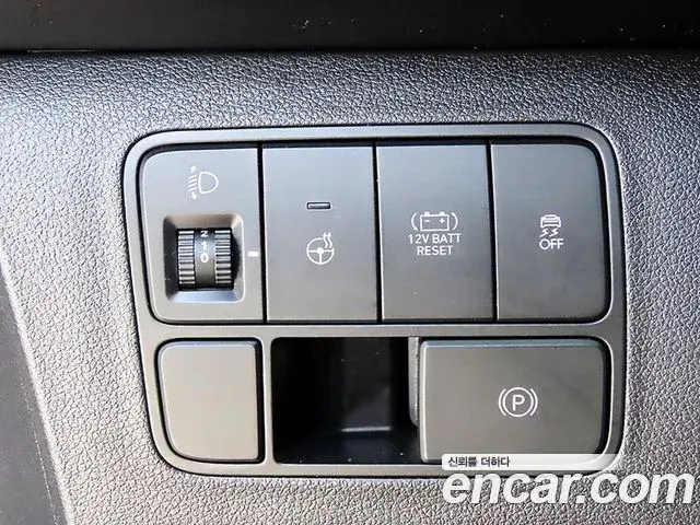 Hyundai Staria 2024 — Фото 12/20