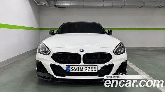 BMW Z4 2021 — Фото 9/14