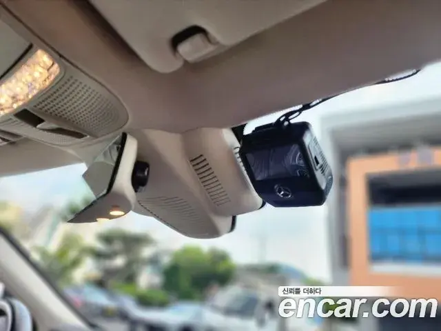 Mercedes-Benz CLS-Class 2019 — Photo 8/20