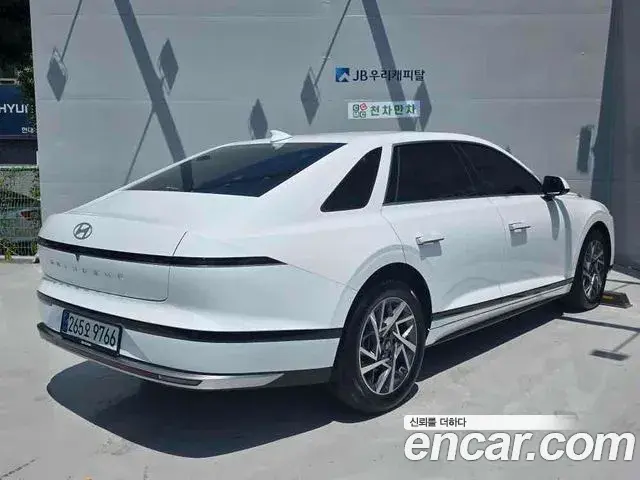 Hyundai Grandeur 2026 — Фото 7/20