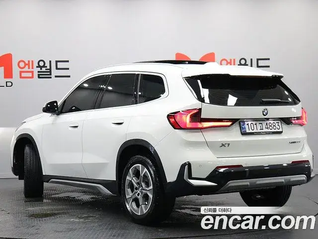 BMW X1 2024 — Photo 12/19