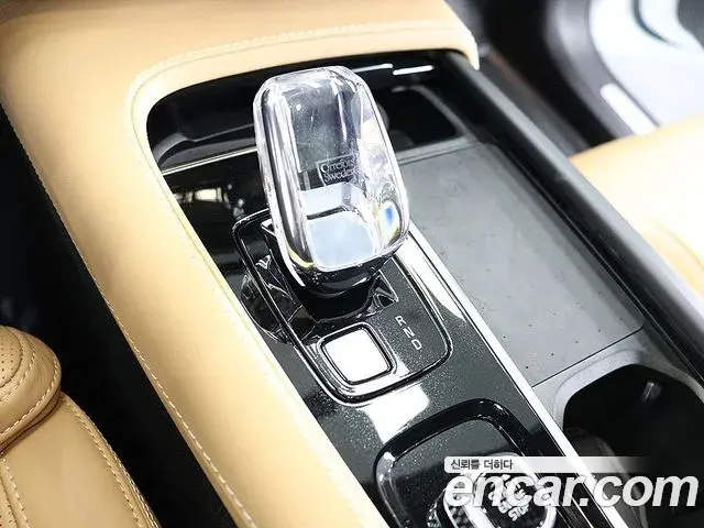 Volvo XC90 2022 — Photo 20/20