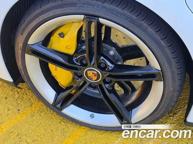 Porsche Taycan 2021 — Şəkil 7/18