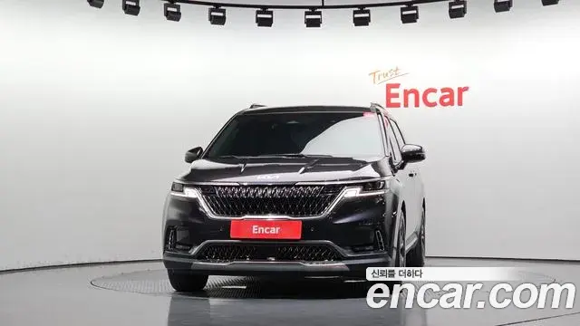 Kia Carnival 2022 — Фото 2/20