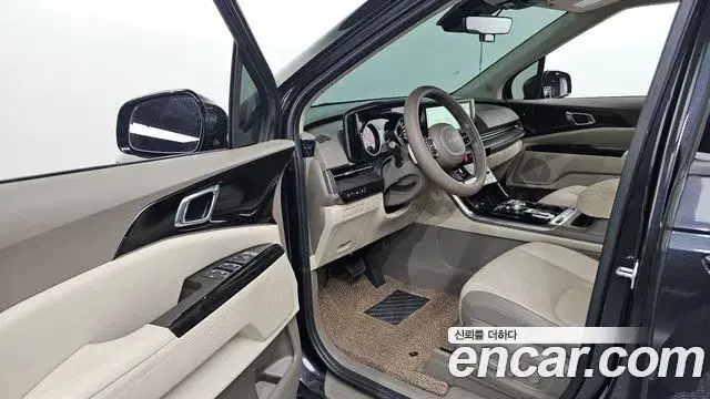Kia Carnival 2022 — Фото 9/20