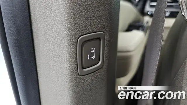 Kia Carnival 2022 — Фото 16/20