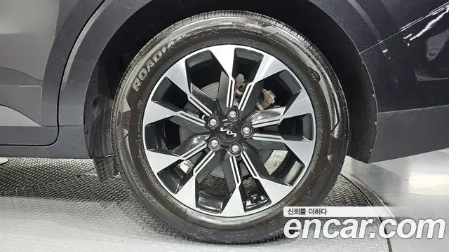 Kia Carnival 2022 — Photo 19/30