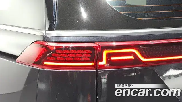 Kia Carnival 2022 — Photo 12/30