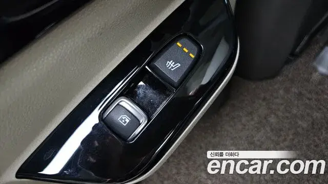 Kia Carnival 2022 — Photo 22/30