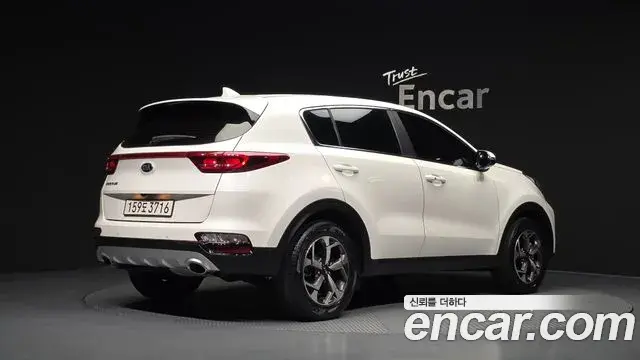 Kia Sportage The Bold 2021 — Фото 2/20