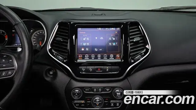Jeep Cherokee 2021 — Şəkil 4/33