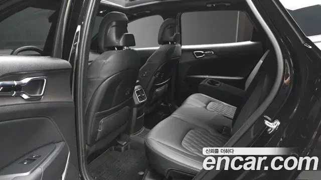 Kia Sportage 2025 — Фото 12/20