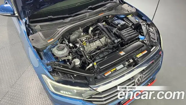 Volkswagen Jetta 2020 — ფოტო 13/20