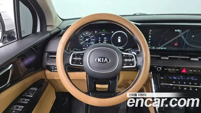 Kia Carnival 2021 — Photo 13/20